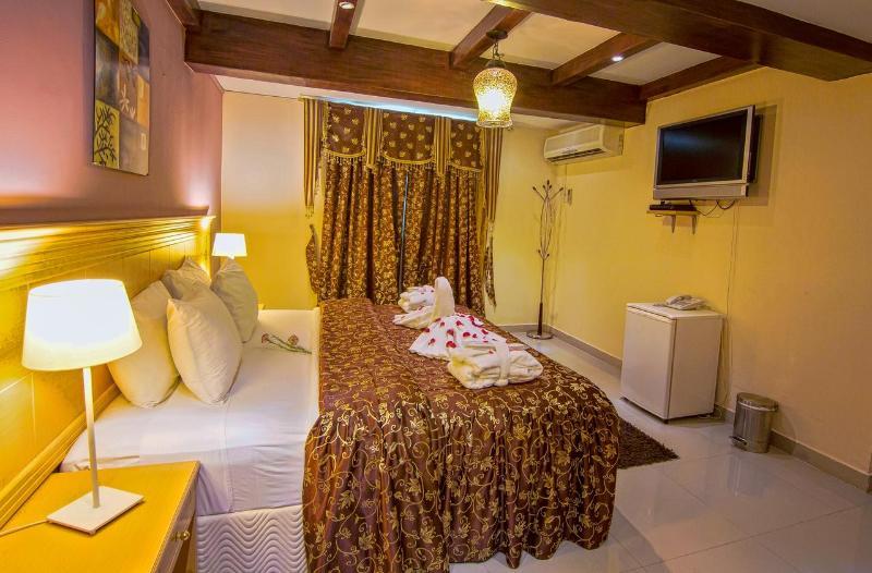 Mutrah Hotel Muscat Ngoại thất bức ảnh